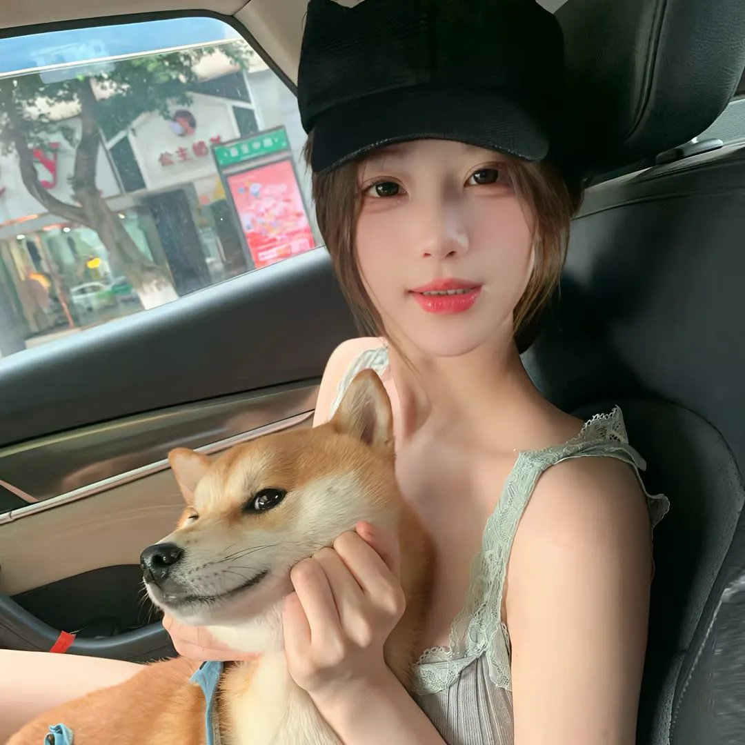 晴时多云 海报